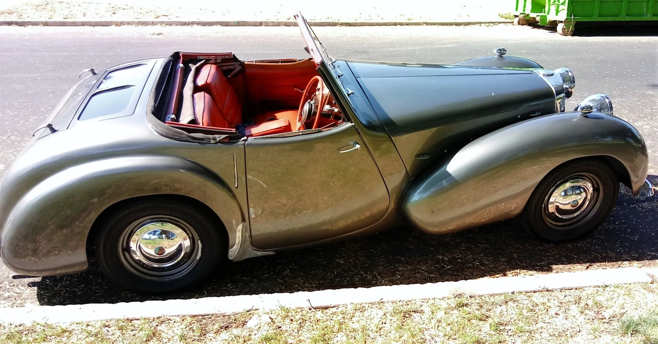1949 Triumph 2000 Roadster - Image 11 of 31