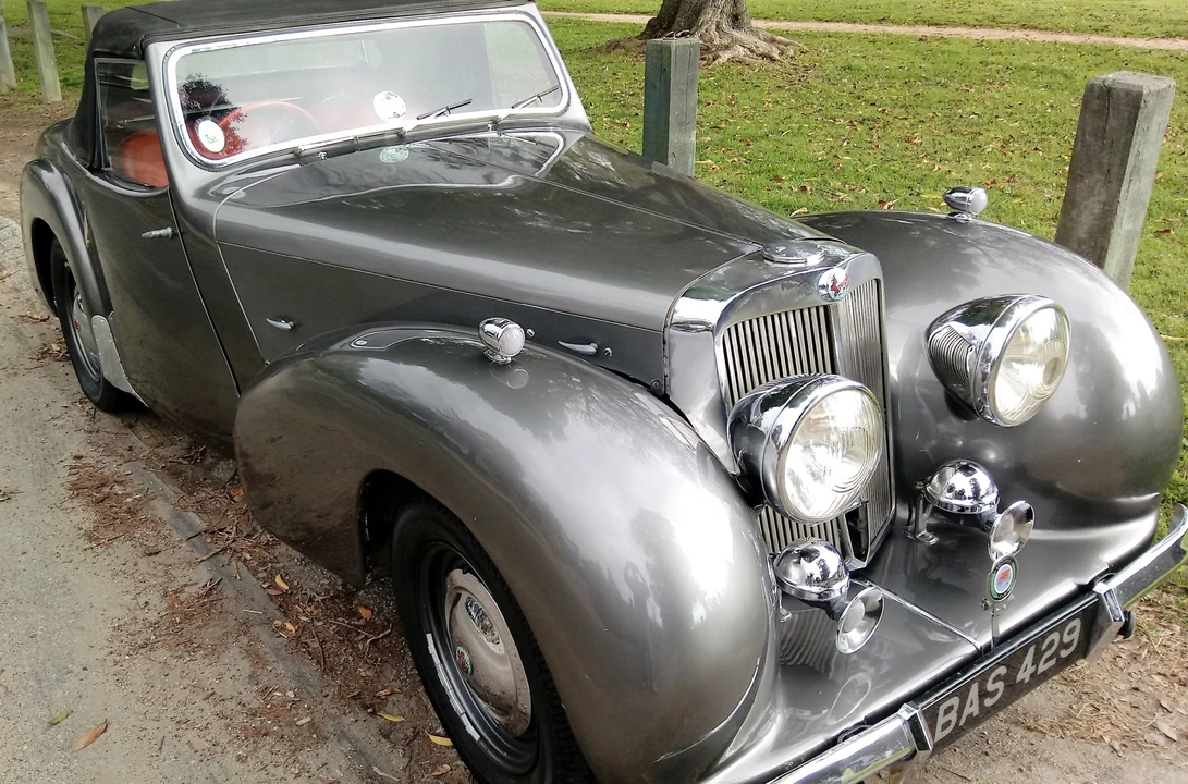1949 Triumph 2000 Roadster - Image 2 of 31