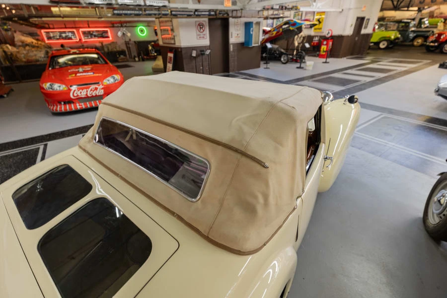 1949 Triumph 2000 Roadster - Image 11 of 29