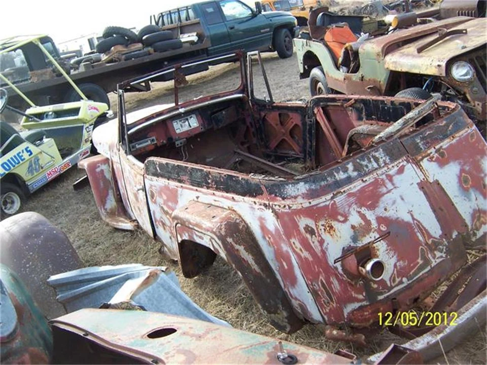 1949 Willys Jeepster - Image 3 of 14