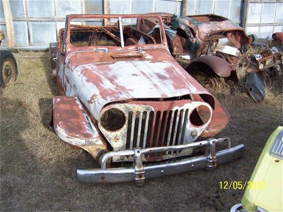 1949 Willys Jeepster - Image 7 of 14