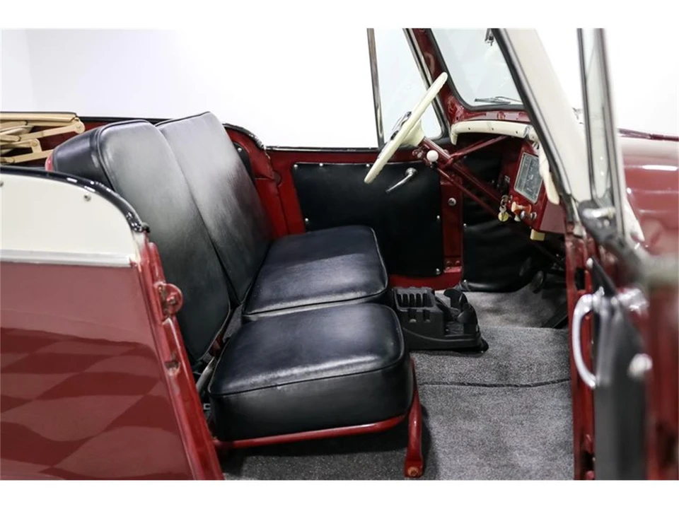 1949 Willys Jeepster - Image 18 of 28