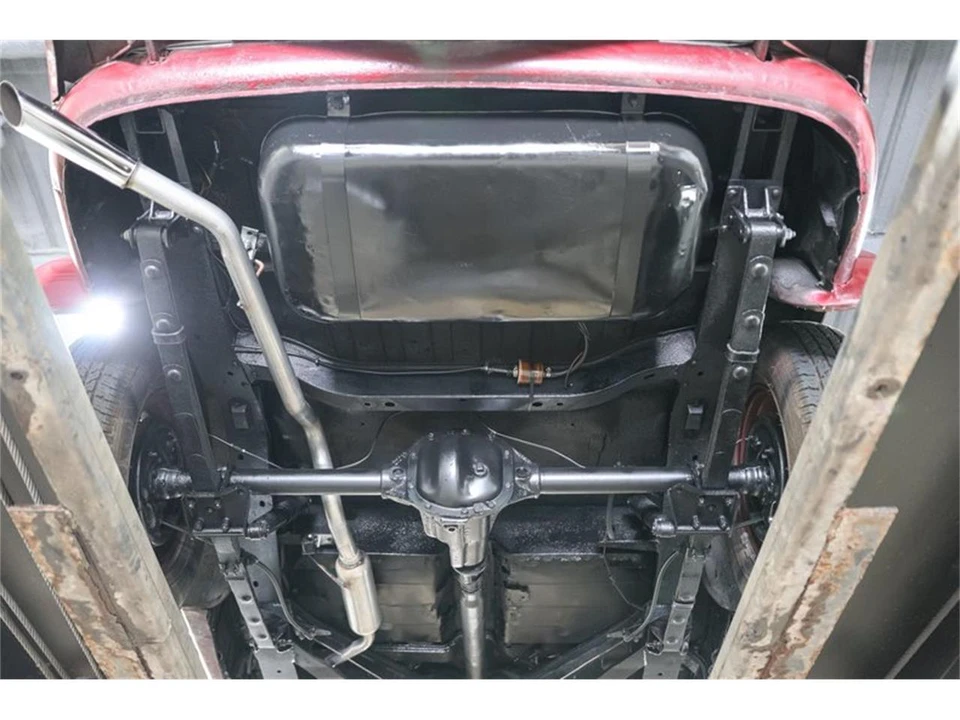 1949 Willys Jeepster - Image 24 of 28
