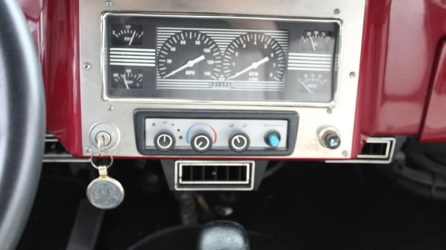 1949 Willys Jeepster - Image 16 of 29