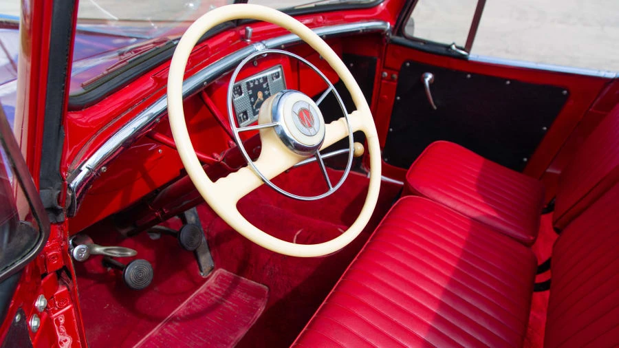1949 Willys Jeepster - Image 4 of 12