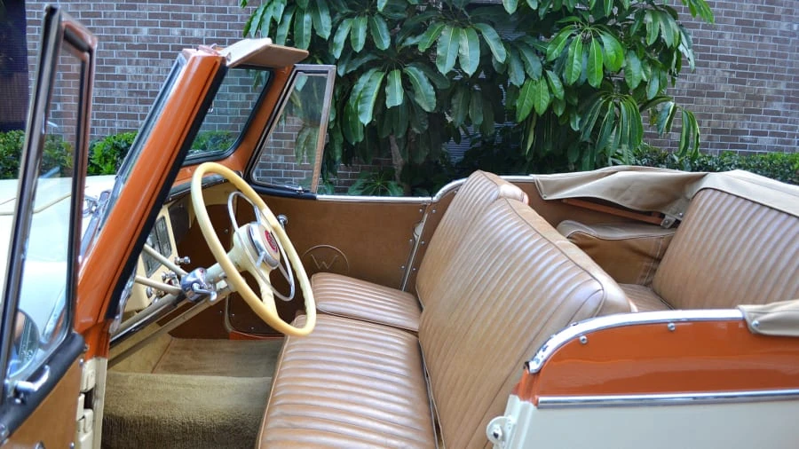 1949 Willys Jeepster - Image 4 of 8