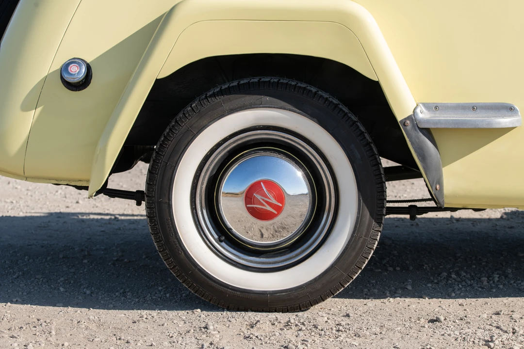 1949 Willys Jeepster - Image 18 of 31