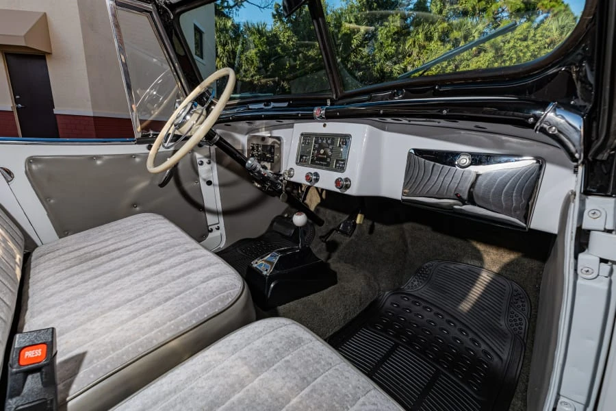 1949 Willys Jeepster - Image 27 of 31