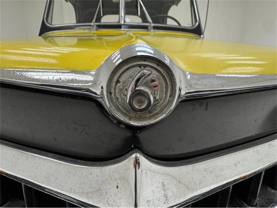 1949 Willys Jeepster - Image 13 of 31