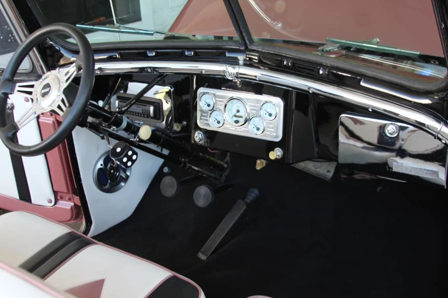 1949 Willys Jeepster - Image 4 of 8