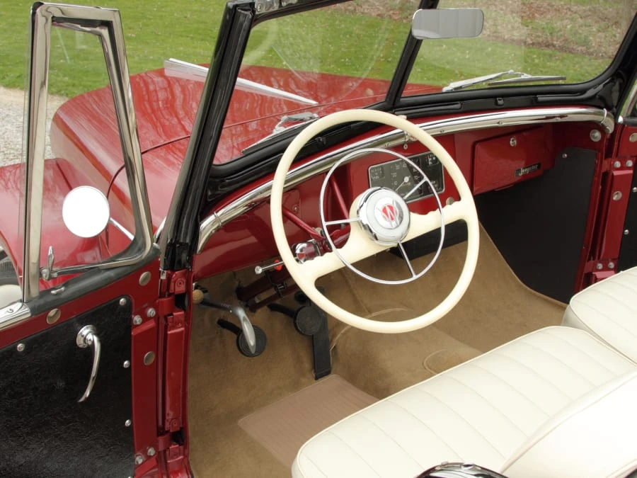 1949 Willys Jeepster - Image 4 of 10