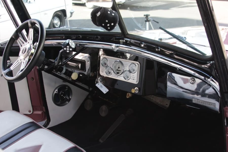 1949 Willys Jeepster - Image 4 of 8