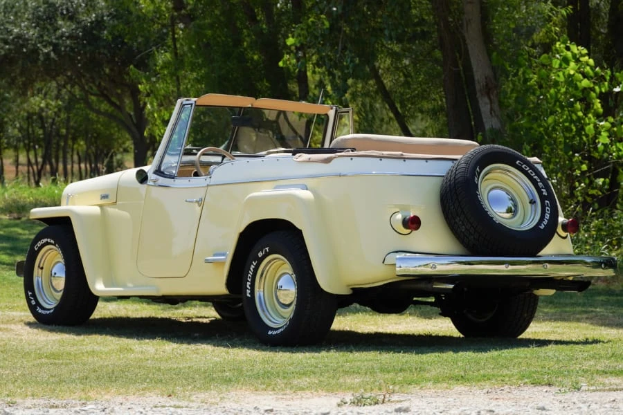 1949 Willys Jeepster - Image 18 of 31