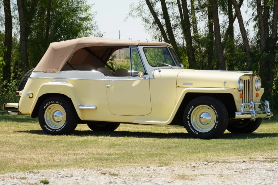 1949 Willys Jeepster - Image 17 of 31