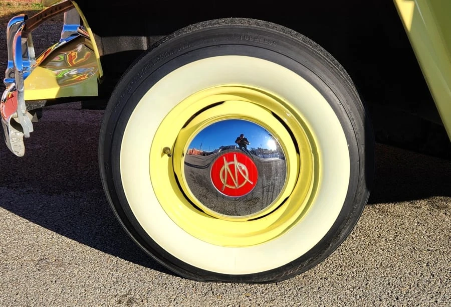 1949 Willys Jeepster - Image 9 of 18