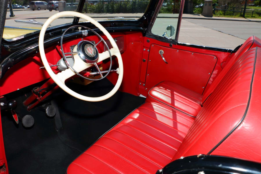1949 Willys Jeepster - Image 4 of 12