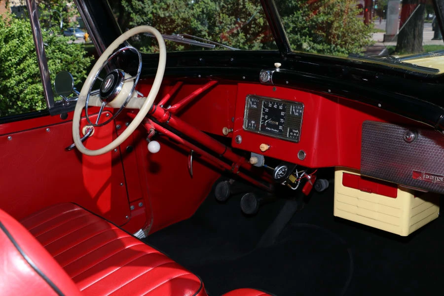 1949 Willys Jeepster - Image 5 of 12