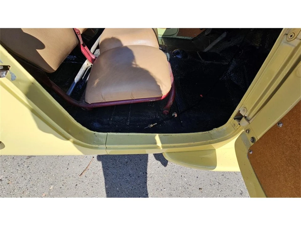 1949 Willys Jeepster - Image 28 of 31