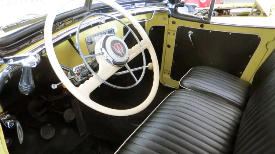 1949 Willys Jeepster - Image 5 of 9