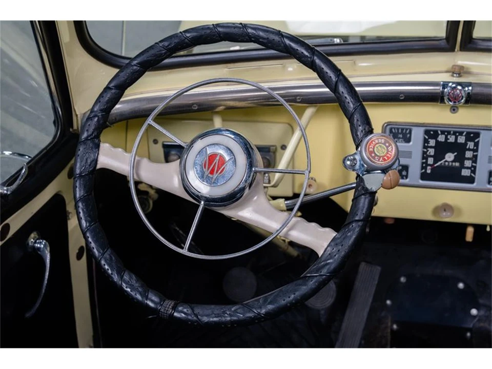 1949 Willys Jeepster - Image 13 of 31