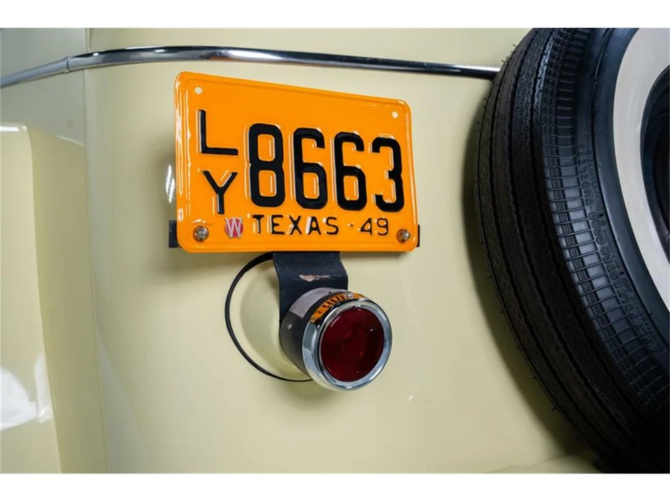 1949 Willys Jeepster - Image 21 of 31
