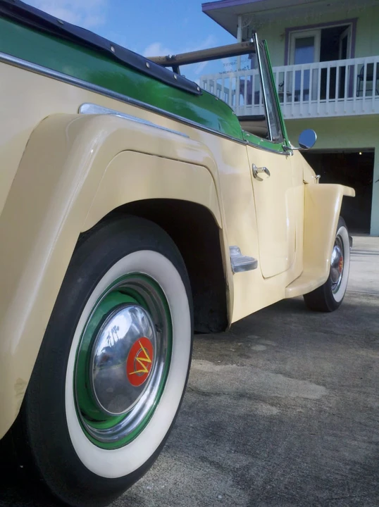 1949 Willys Jeepster - Image 7 of 8