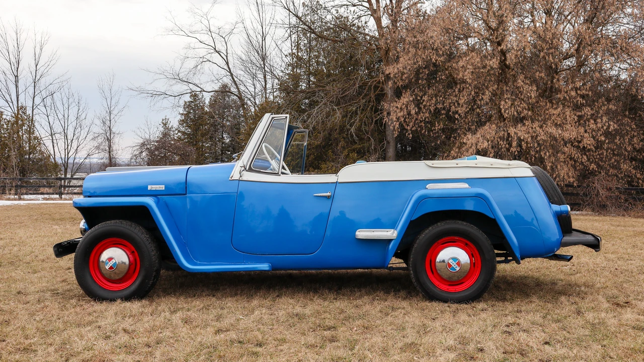 1949 Willys Jeepster - Image 16 of 31