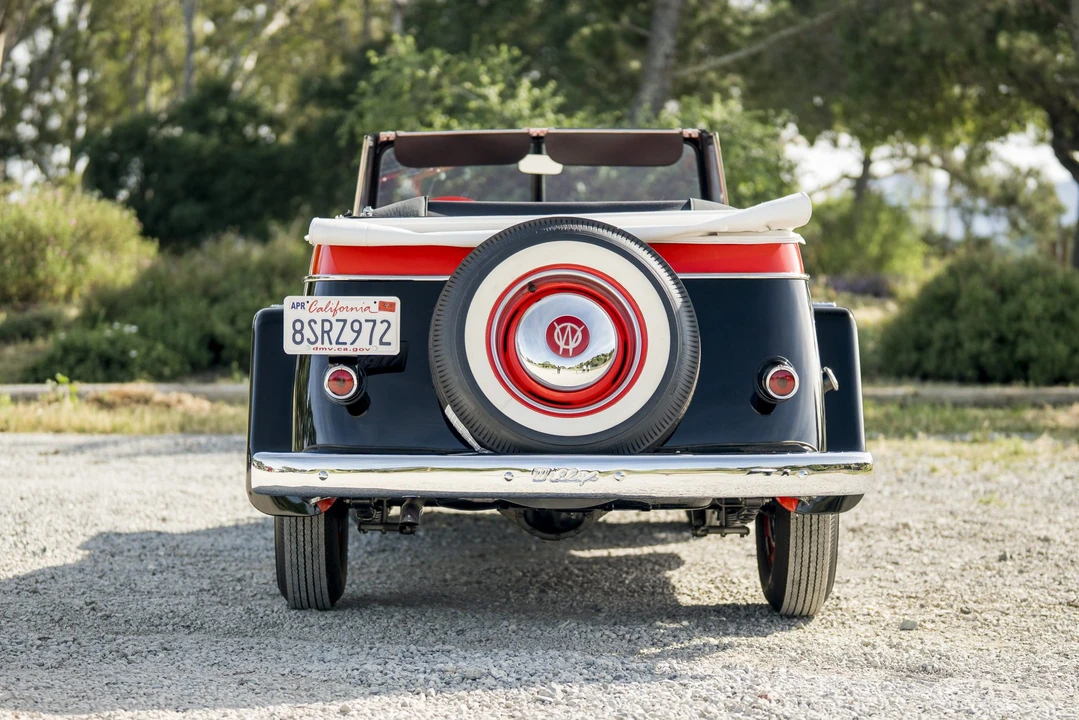 1949 Willys Jeepster - Image 18 of 31