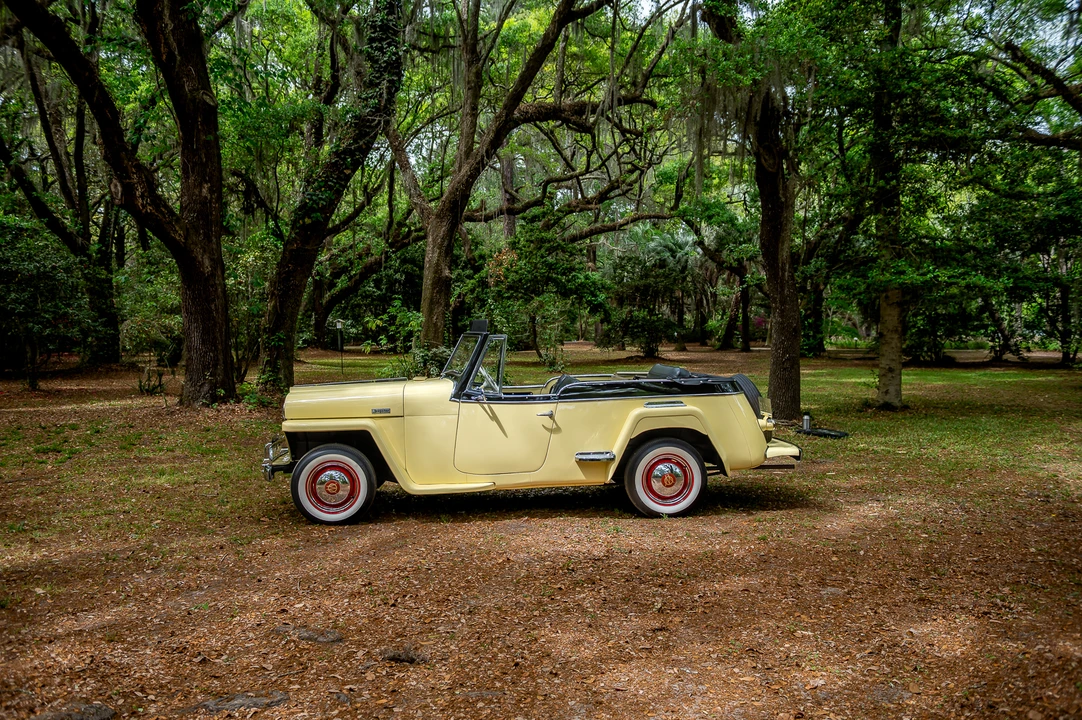 1949 Willys Jeepster - Image 16 of 31