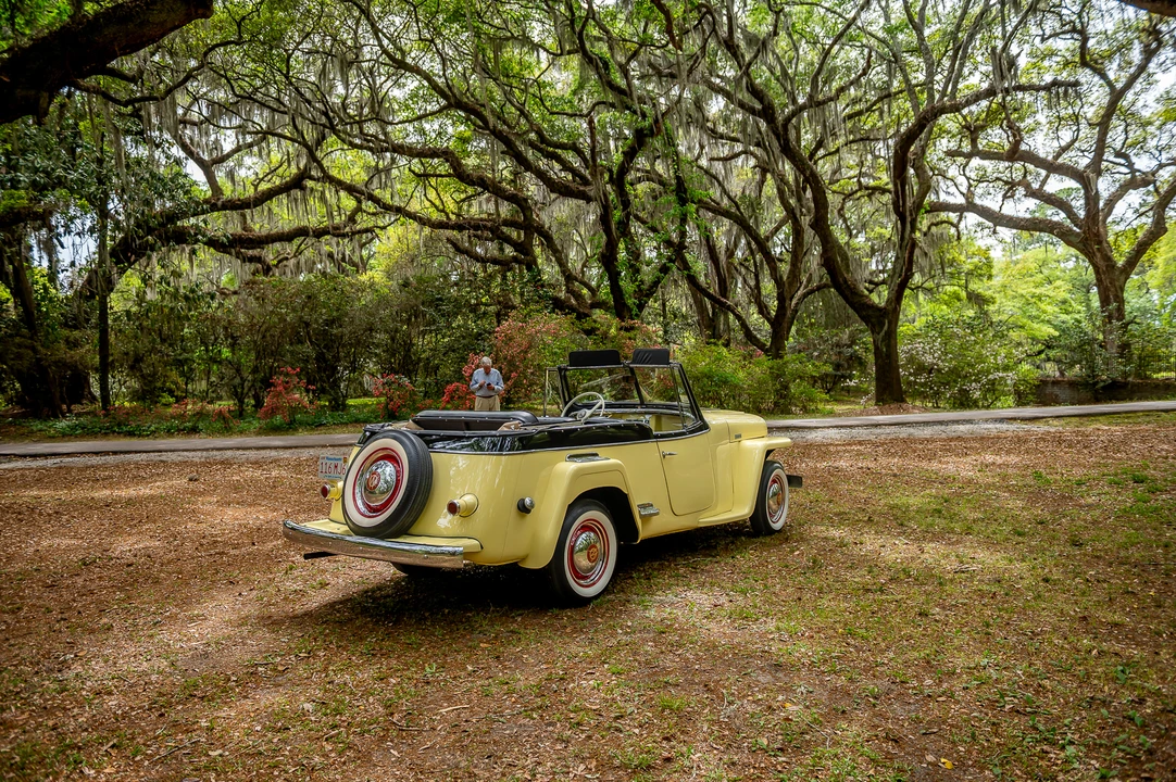 1949 Willys Jeepster - Image 10 of 31