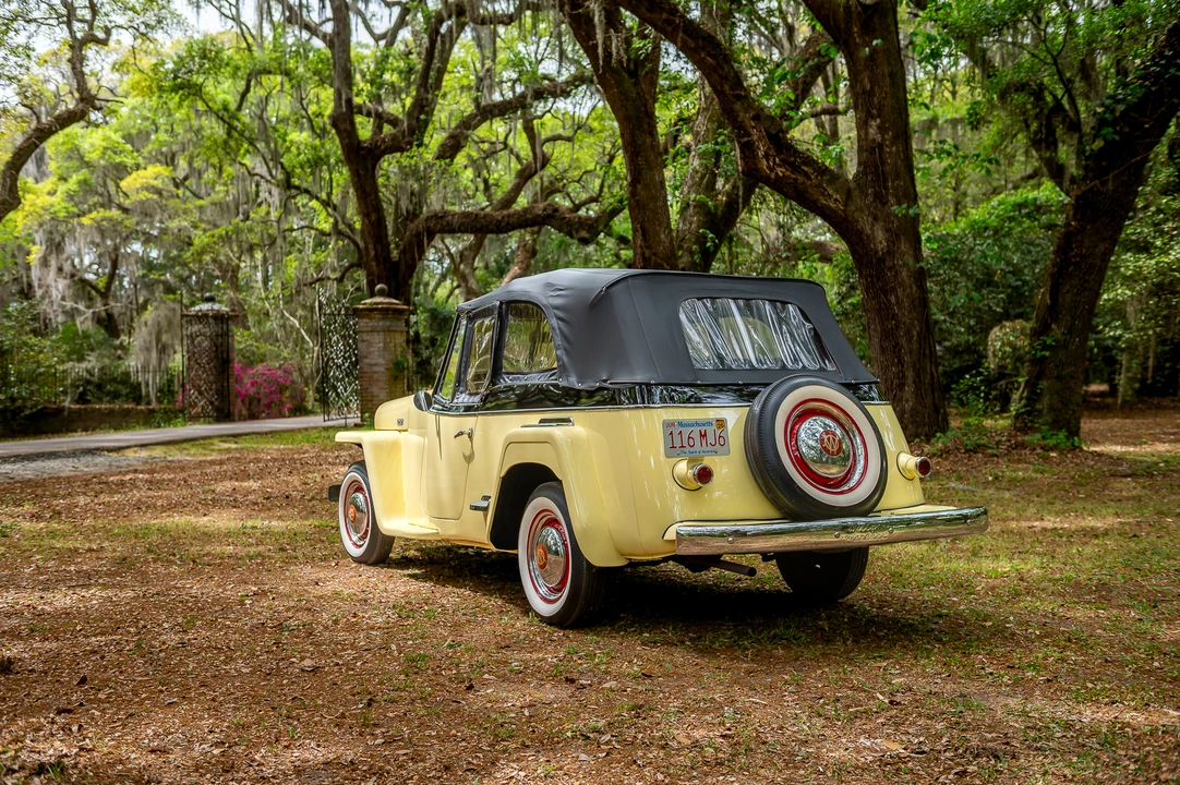 1949 Willys Jeepster - Image 28 of 31