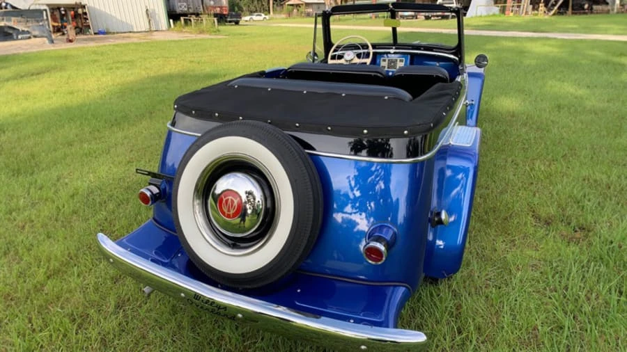 1949 Willys Jeepster - Image 4 of 13