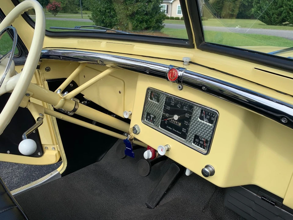 1949 Willys Jeepster - Image 21 of 31