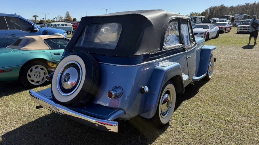 1949 Willys Jeepster - Image 4 of 8