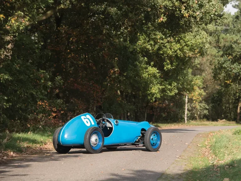 1950 Panhard - Image 3 of 31