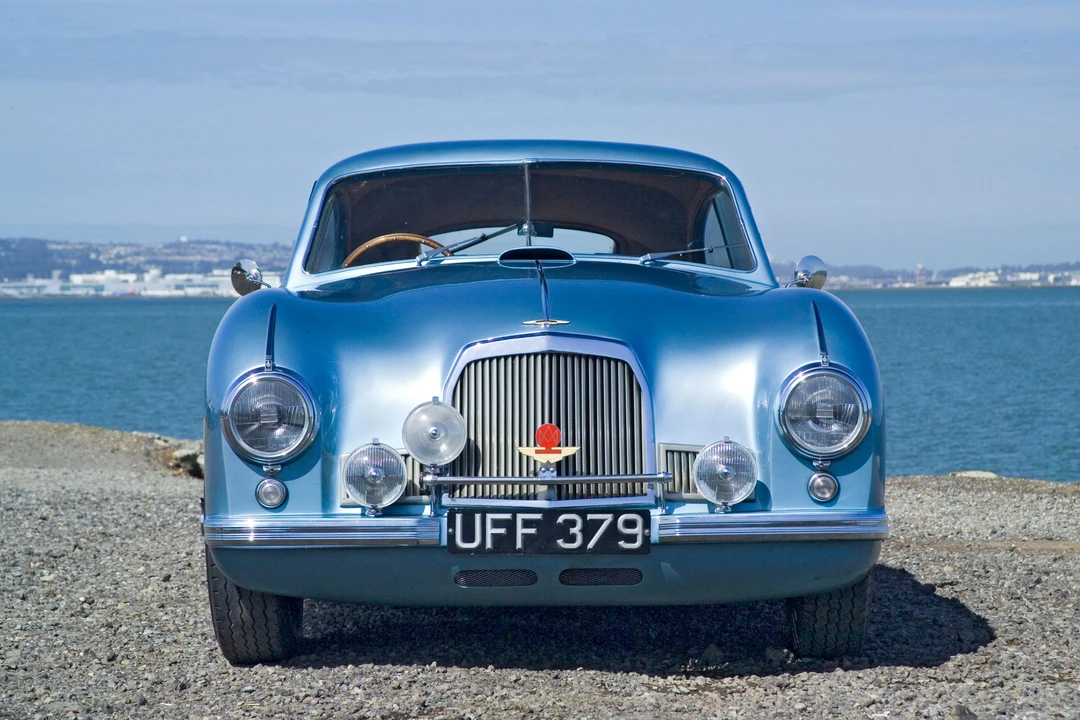 1950 Aston Martin DB1 & DB2 & DB2/4 & DB Mark III - Image 16 of 16