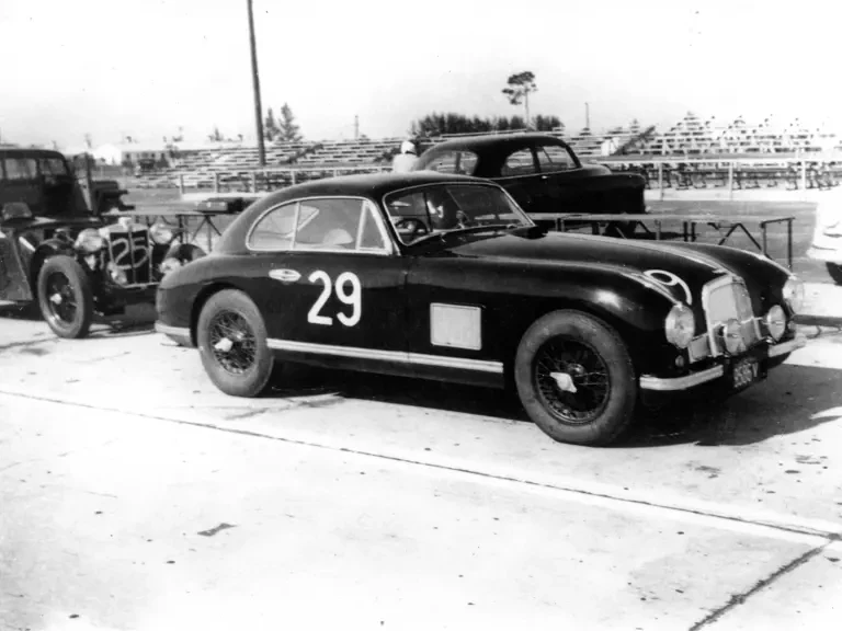 1950 Aston Martin DB1 & DB2 & DB2/4 & DB Mark III - Image 24 of 24