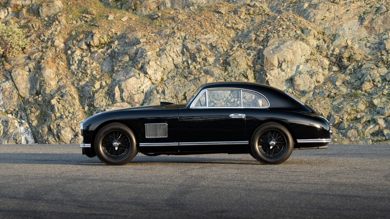1950 Aston Martin DB1 & DB2 & DB2/4 & DB Mark III - Image 15 of 31