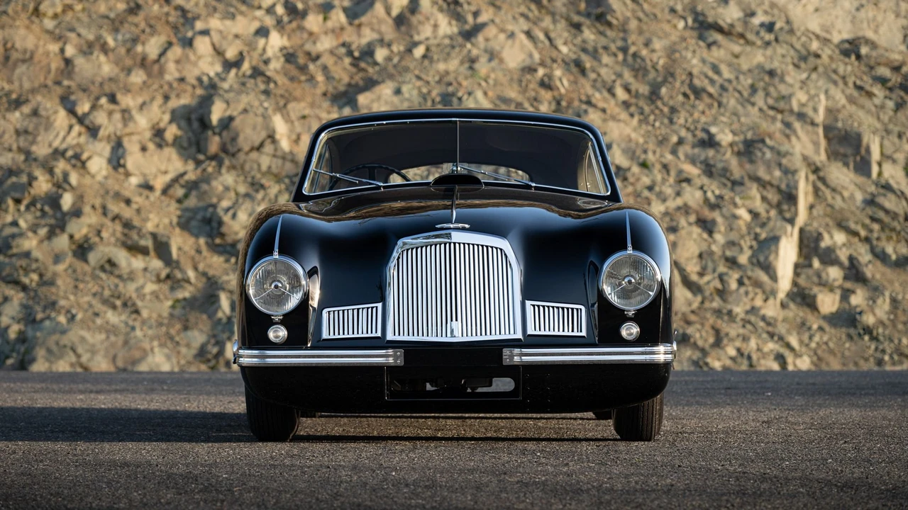 1950 Aston Martin DB1 & DB2 & DB2/4 & DB Mark III - Image 2 of 31