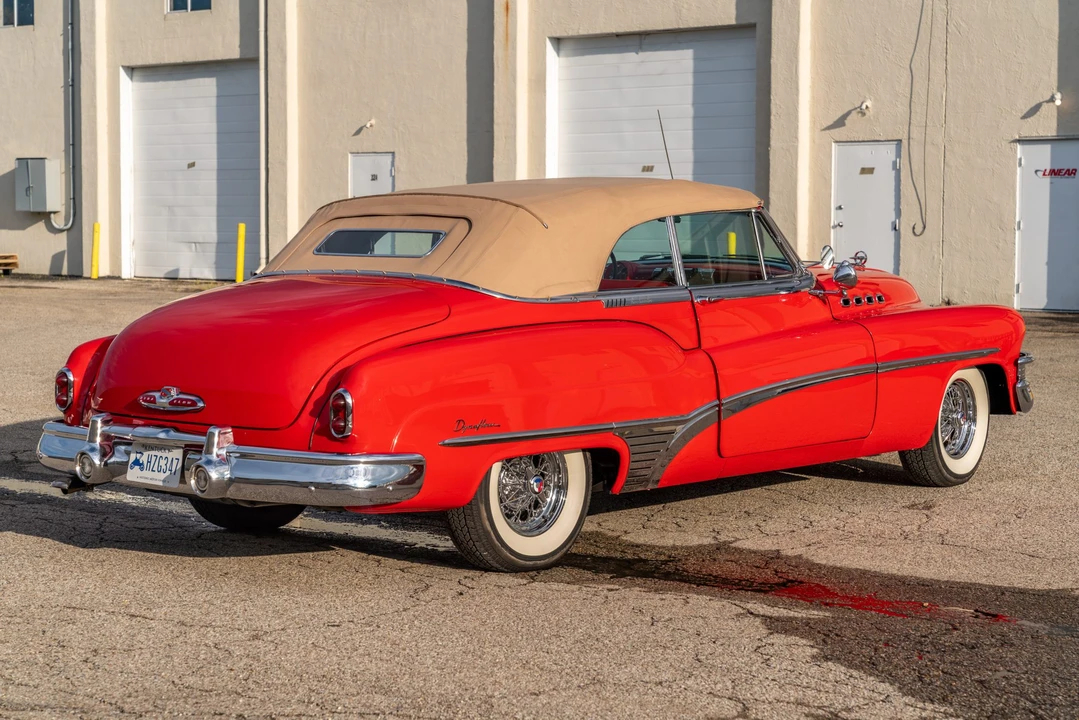1950 Buick Roadmaster - Image 7 of 31