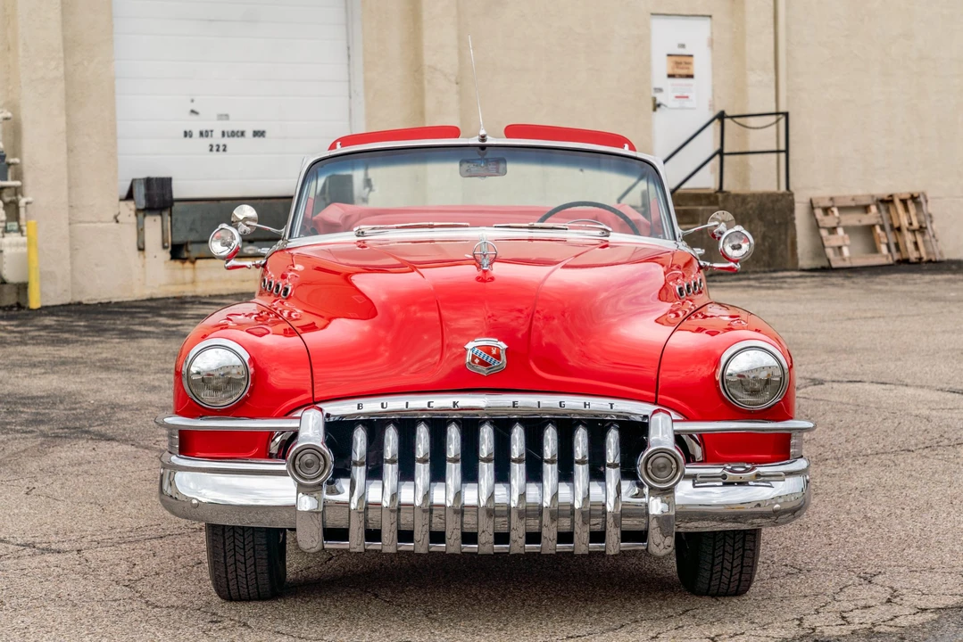 1950 Buick Roadmaster - Image 11 of 31