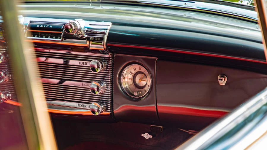 1950 Buick Roadmaster - Image 16 of 20