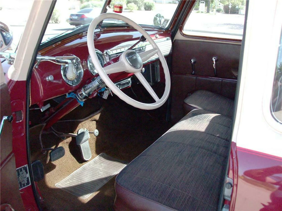 1950 Chevrolet Suburban 3rd Gen - Image 3 of 5