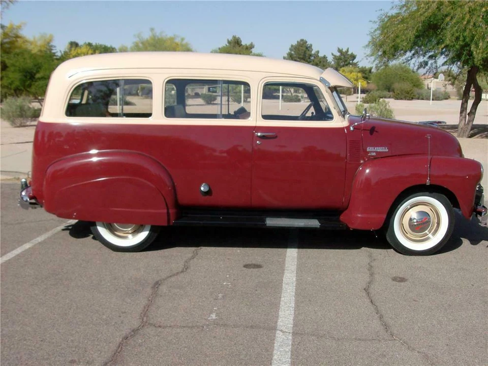 1950 Chevrolet Suburban 3rd Gen - Image 4 of 5