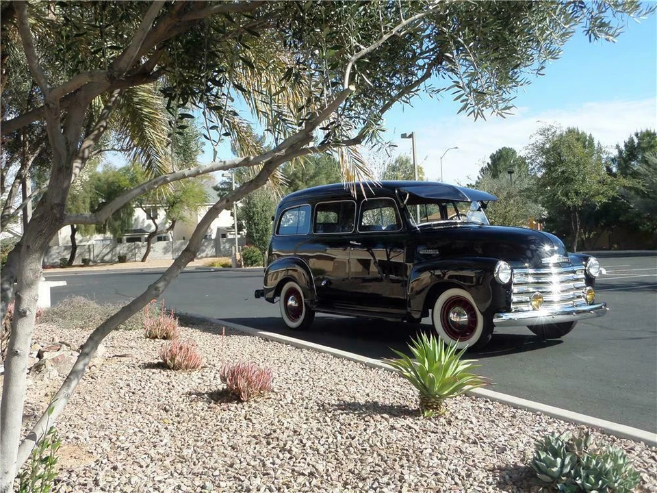 1950 Chevrolet Suburban 3rd Gen - Image 5 of 5