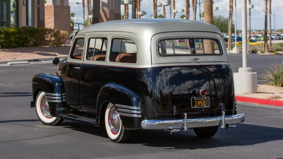1950 Chevrolet Suburban 3rd Gen - Image 3 of 20