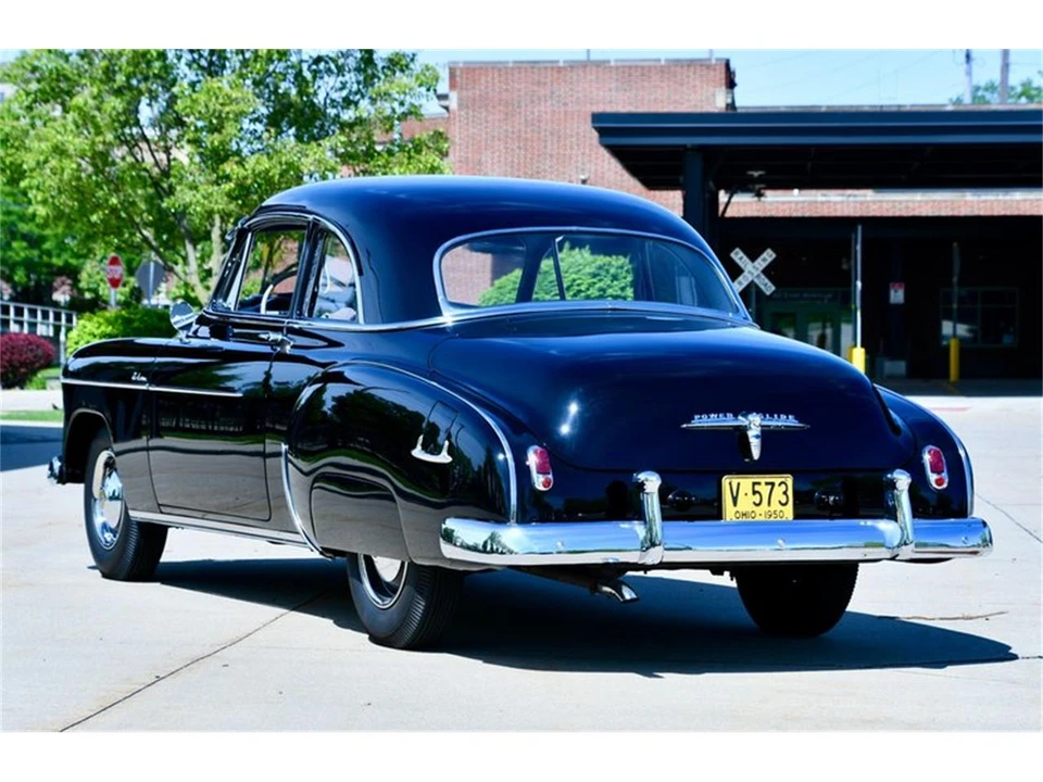 1950 Chevrolet Special & Deluxe & Fleetline - Image 25 of 31