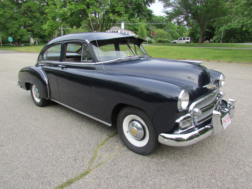1950 Chevrolet Stylemaster & Fleetmaster & Fleetline - Image 2 of 31