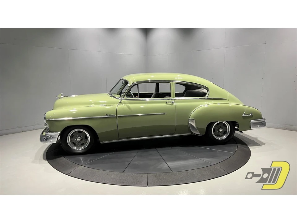 1950 Chevrolet Special & Deluxe & Fleetline - Image 2 of 31