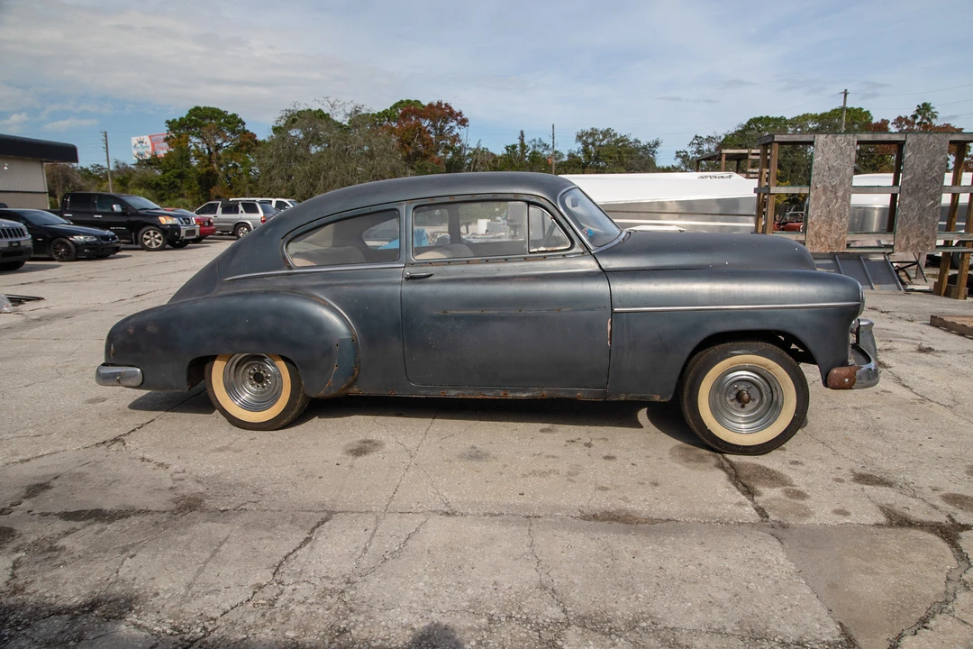 1950 Chevrolet Special & Deluxe & Fleetline - Image 14 of 31